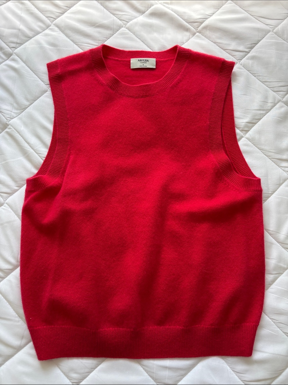 100% Cashmere Sweater Vest